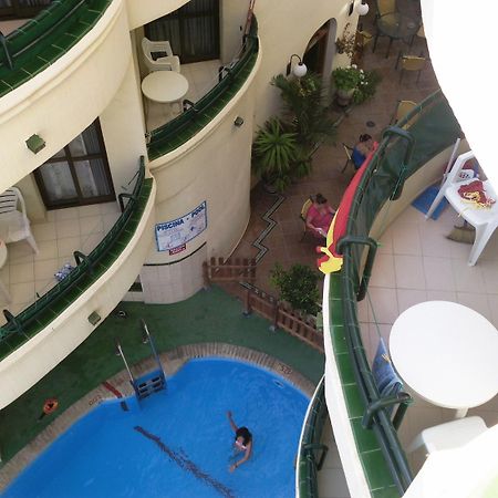 Apartamentos Mediterraneo Nerja Eksteriør billede