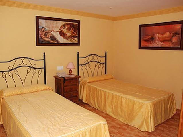 Apartamentos Mediterraneo Nerja Eksteriør billede