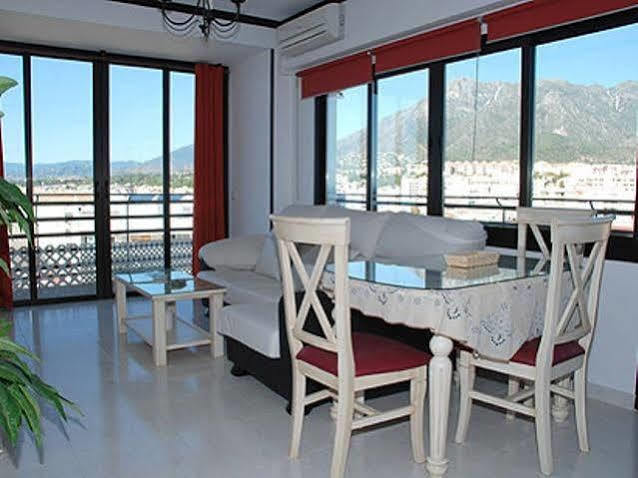 Apartamentos Mediterraneo Nerja Eksteriør billede