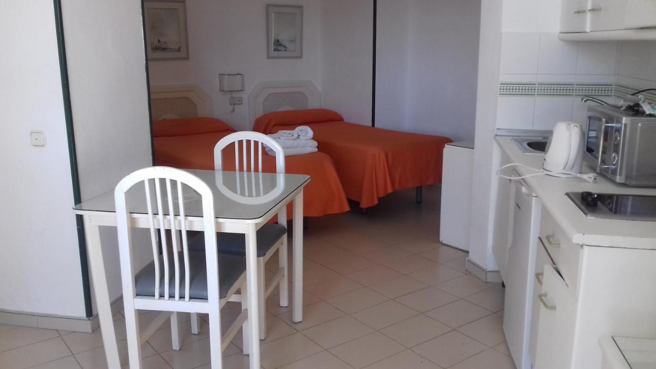 Apartamentos Mediterraneo Nerja Eksteriør billede