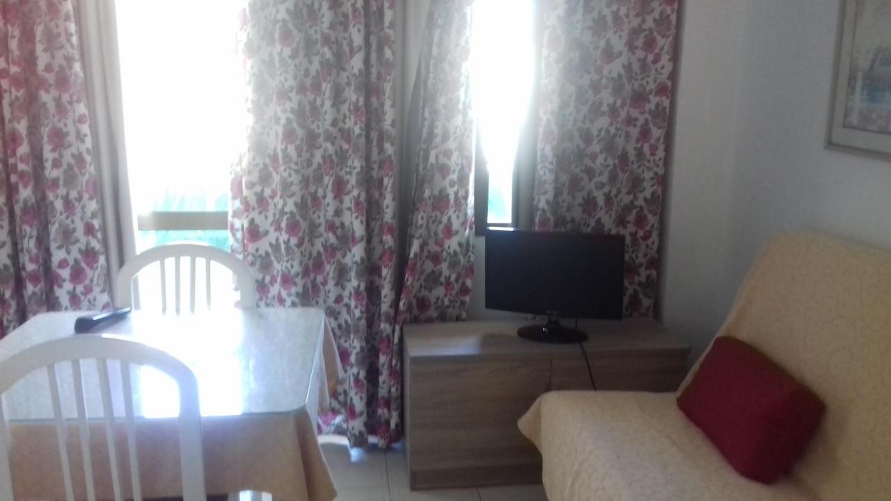 Apartamentos Mediterraneo Nerja Eksteriør billede