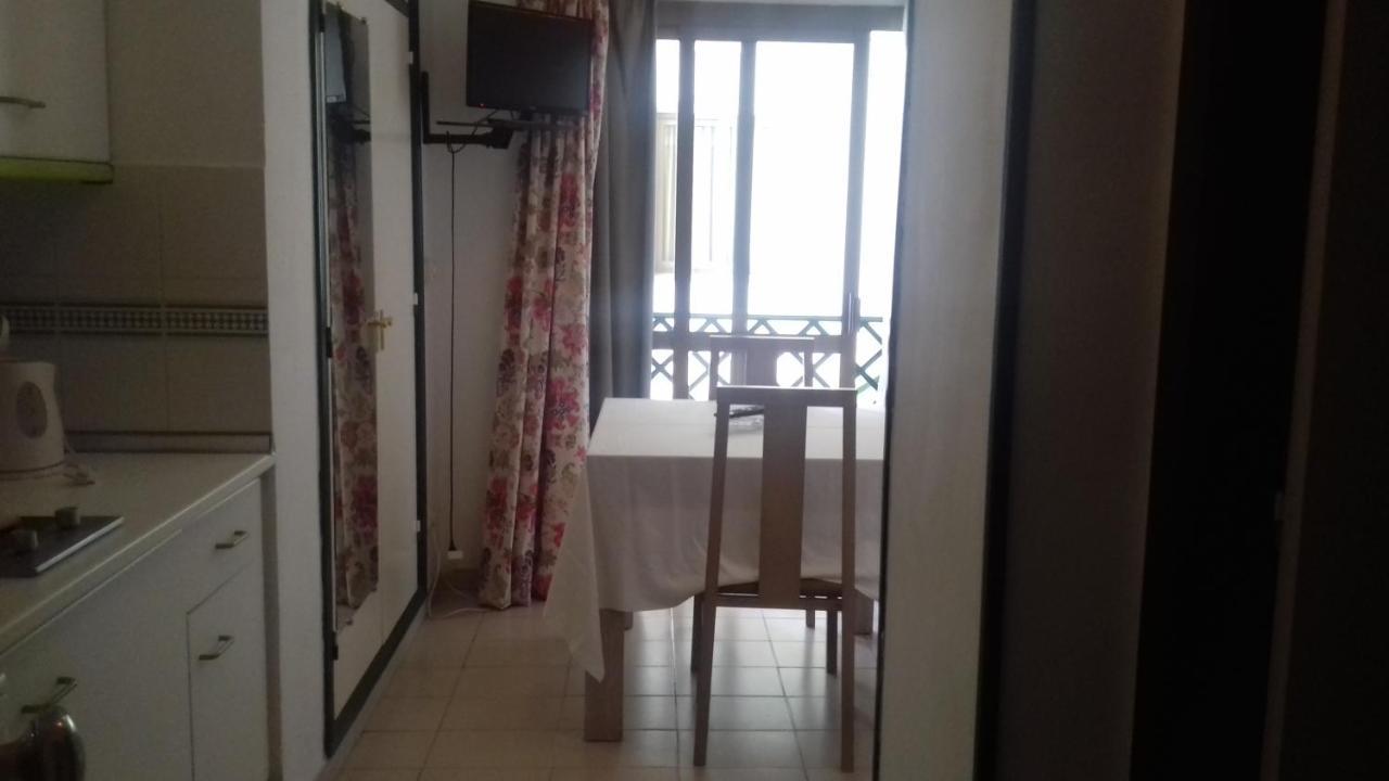 Apartamentos Mediterraneo Nerja Eksteriør billede